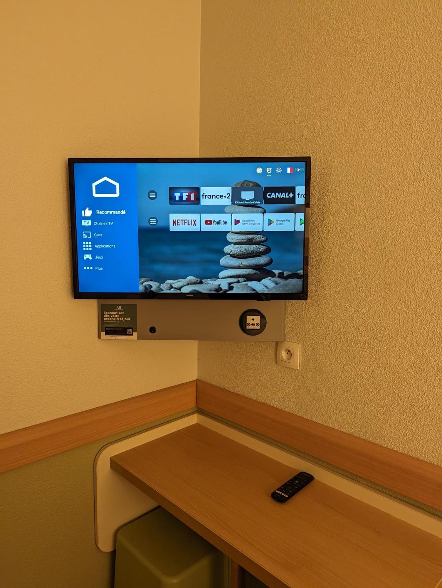 Ibis Budget Saint-Omer Centre Екстер'єр фото