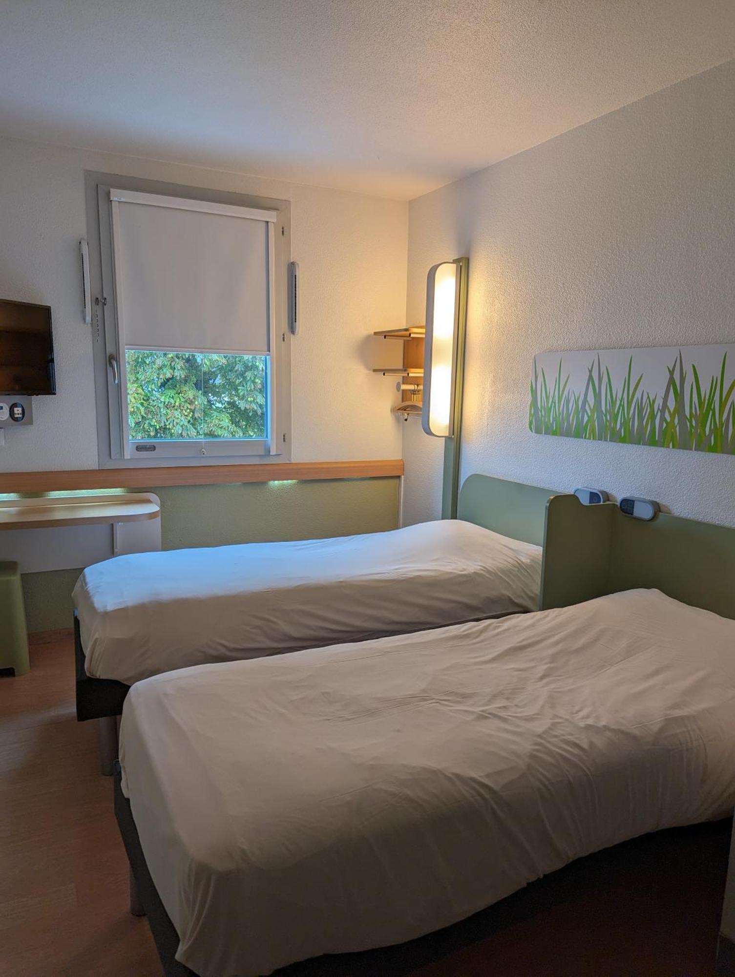 Ibis Budget Saint-Omer Centre Екстер'єр фото