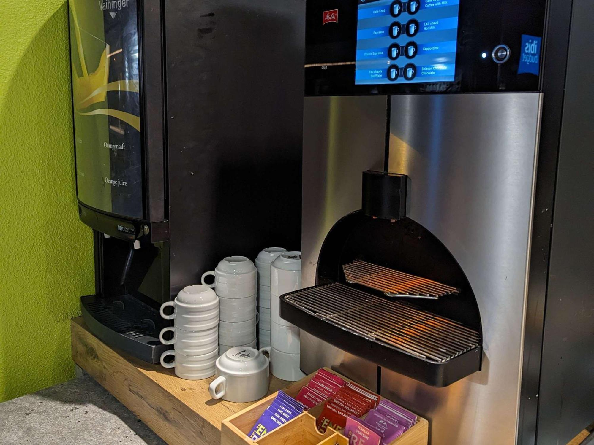 Ibis Budget Saint-Omer Centre Екстер'єр фото