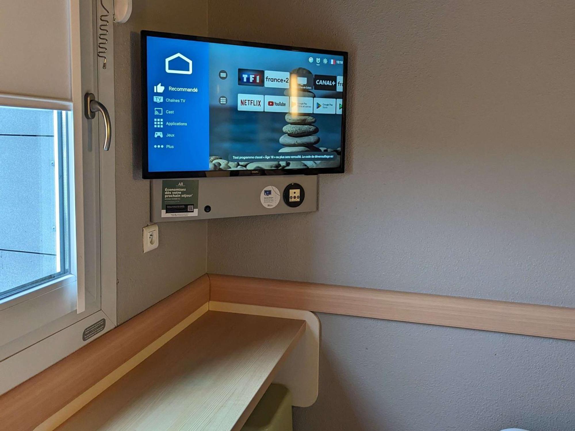 Ibis Budget Saint-Omer Centre Екстер'єр фото