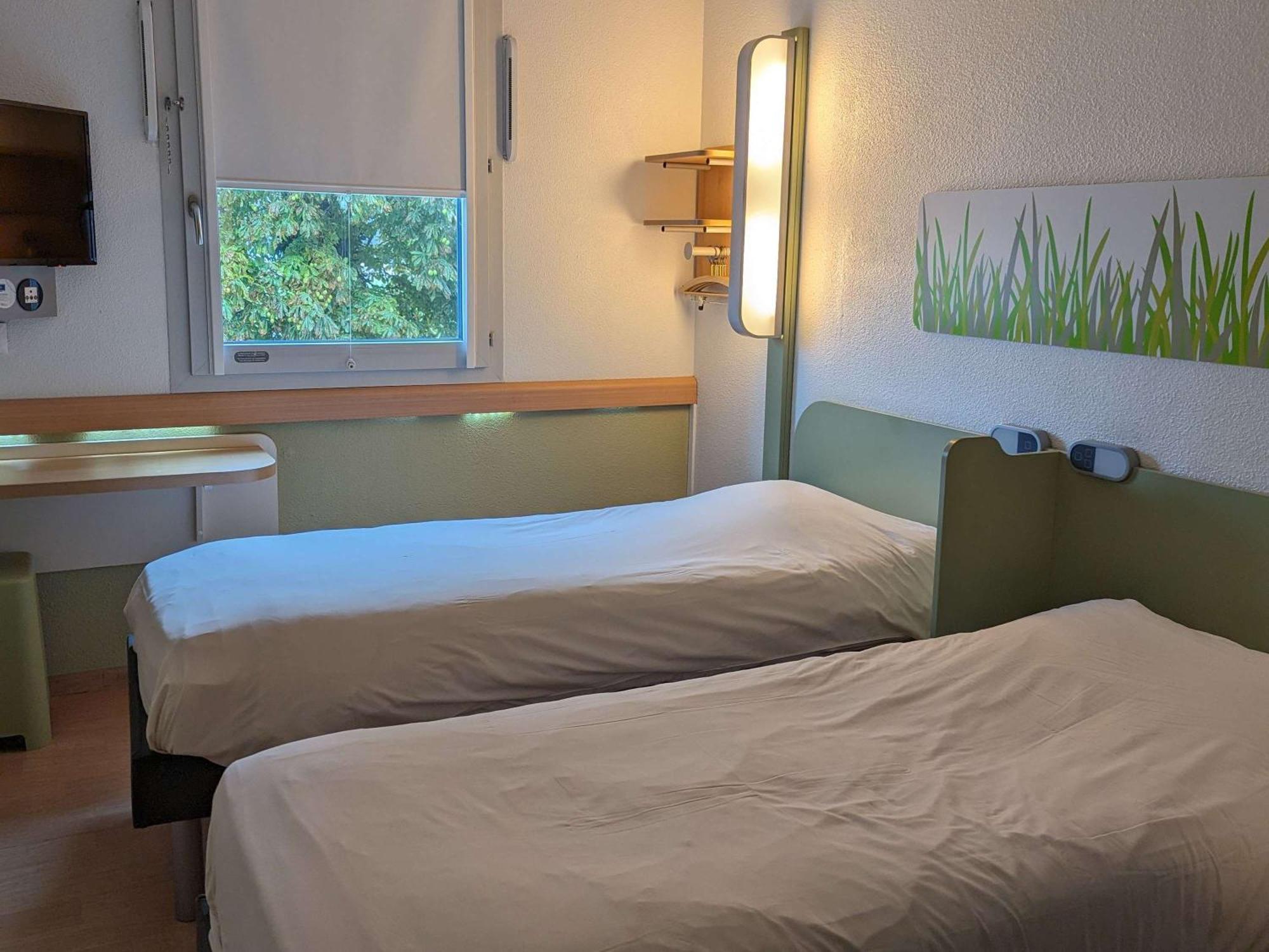 Ibis Budget Saint-Omer Centre Екстер'єр фото