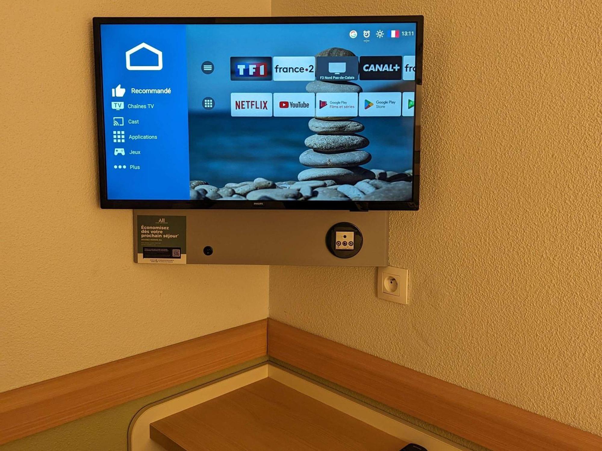 Ibis Budget Saint-Omer Centre Екстер'єр фото
