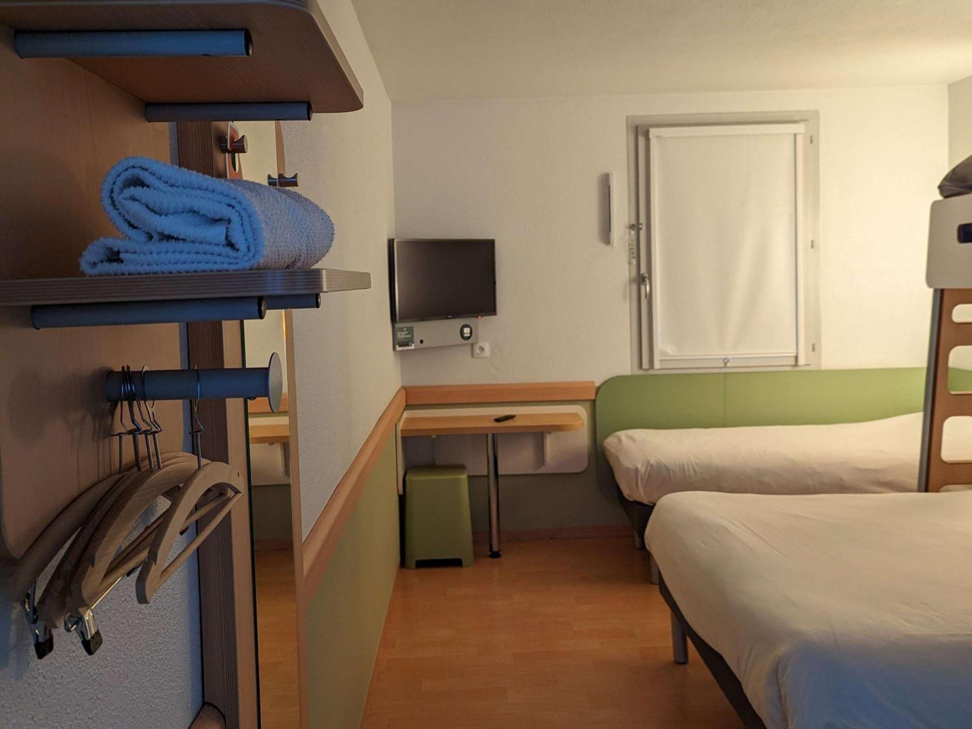 Ibis Budget Saint-Omer Centre Екстер'єр фото