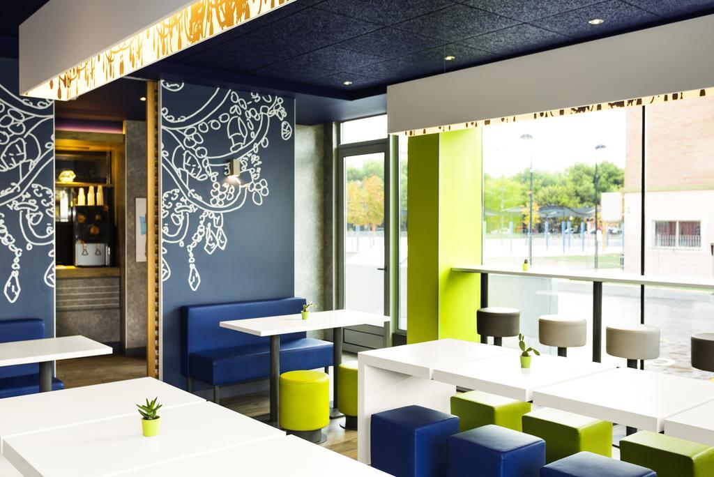 Ibis Budget Saint-Omer Centre Екстер'єр фото